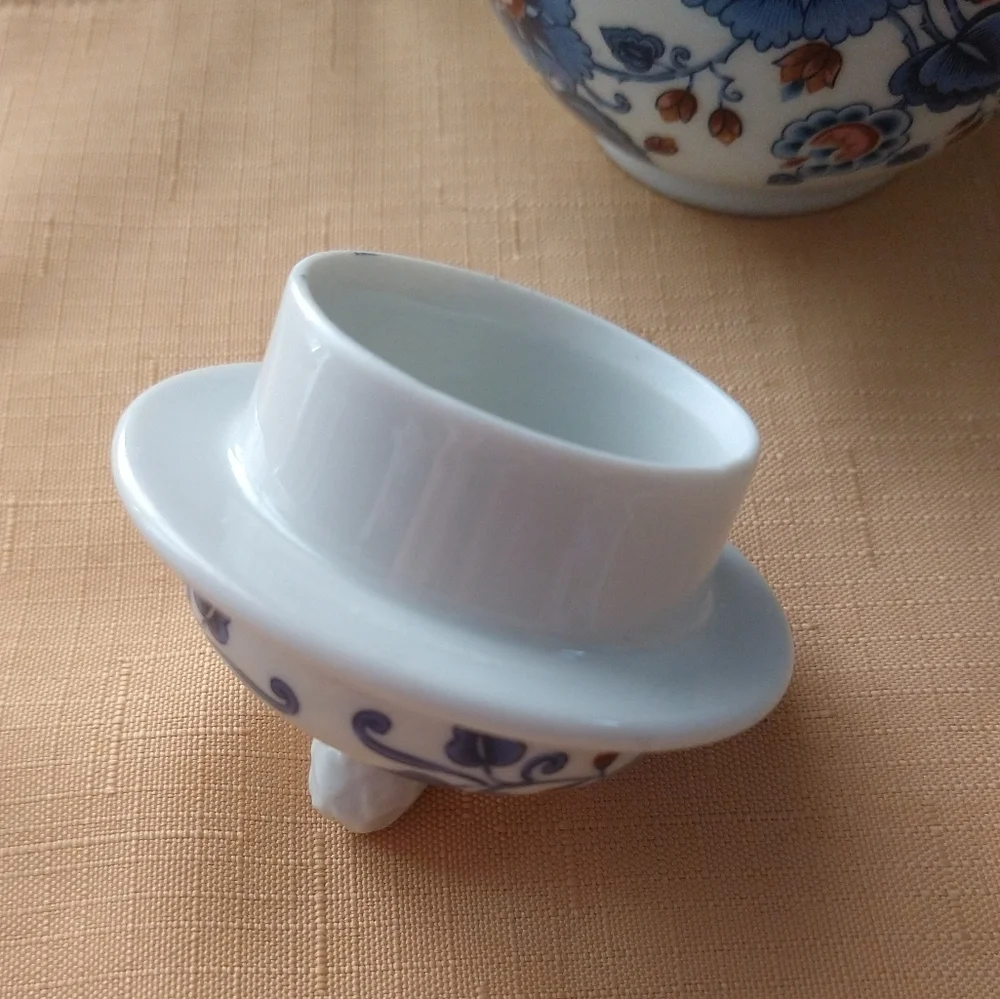 Estée Lauder-Vintage Porcelain Bath Jar 1.6oz
